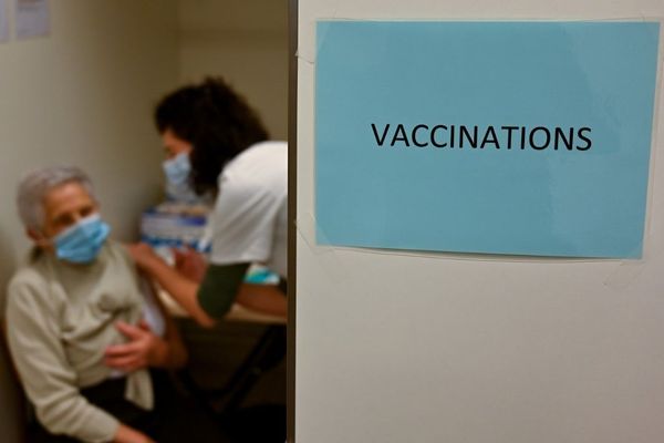 L'Île-de-France compte 109 centres de vaccination contre la Covid-19.