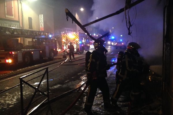 Les pompiers sont intervenus peu après 4 heures du matin