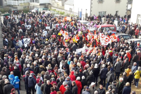 Grosse mobilisation en soutien au centre de rééducation de Perharidy à Roscoff