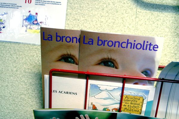 A Montpellier, l’épidémie de bronchiolite de cet automne 2022 est d’une ampleur inédite et met le service pédiatrique du CHU en surchauffe.