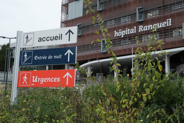 Un jeune homme de 22 ans a été blessé par arme blanche dans la commune de Colomiers, près de Toulouse en Haute-Garonne dans la nuit de ce samedi 21 septembre 2024. Il a été transporté dans un état d'urgence absolue au chu de Rangueil.