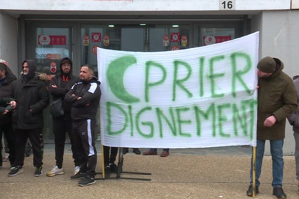 Les musulmans du quartier Croix-Rouge demandent à disposer d'un nouveau lieu de culte au titre de leur association cultuelle.