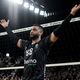 La star française du volley-ball, Earvin Ngapeth a fait ses adieux à Poitiers au terme d'un derby fou contre Tours remporté par l'Alterna Stade Poitevin dans une ambiance survoltée.