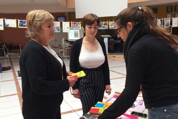 Catherine Rochi, proviseure adjointe du lycée Charles-de-Gaulle à Dijon, supervise chaque année des ateliers pour la Journée internationale des droits de la femme.