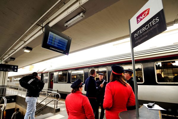 Le centre opérationnel Intercités de Clermont-Ferrand menacé par le transfert des lignes de l'Etat à la Région.