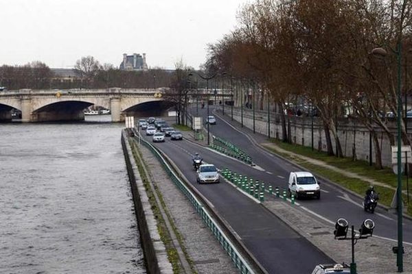 La voie Georges-Pompidou compte une fréquentation de 4000 véhicules/heure.