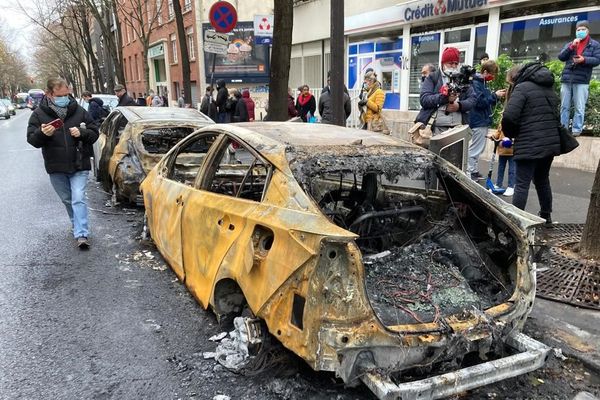 Avenue Gambetta dans le 20e arr. de Paris au lendemain de la Marche des Libertés et des Justices.