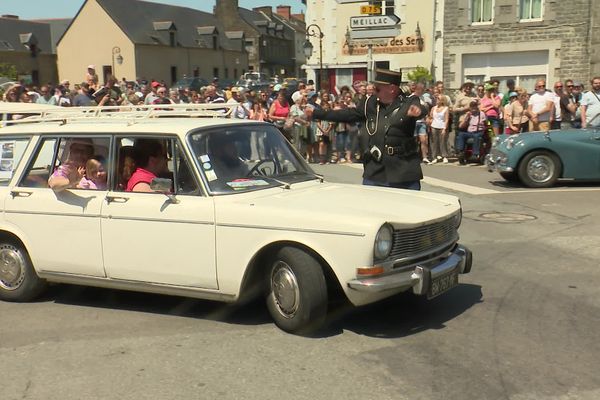 Des embouteillages en plein 14 juillet à Pleugueneuc, en Ille-et-Vilaine, comme au bon vieux temps