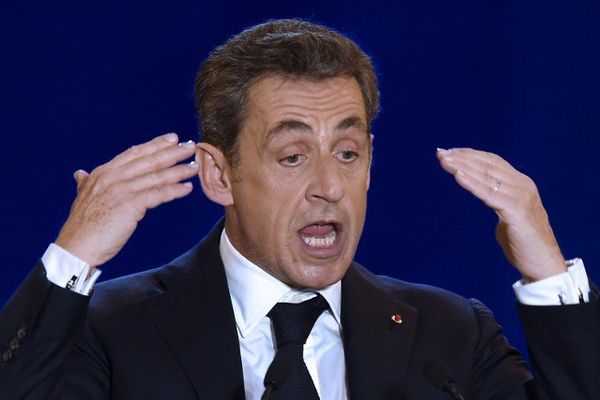 Nicolas Sarkozy pendant un meeting à Nîmes, le 27/11/2014