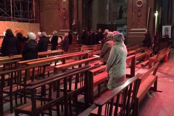 En ce jour de Noël, des messes ont été célébrées dans toute la région. L'homélie du pape, dimanche, demandait plus de solidarité envers les migrants. C'est le message qui était relayé par les prêtres ce lundi aux fidèles.