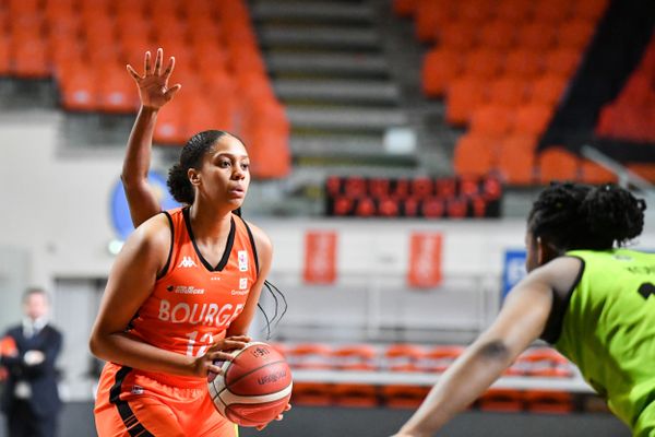 La joueuse du Tango Bourges Basket joue les Jeux Olympiques en ce moment à Tokyo, avec l'Equipe de France.