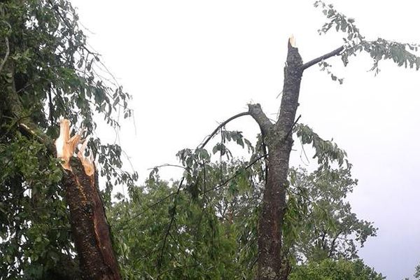 Une photo envoyé par une internaute habitante de Parvillers le Quesnoy dans la Somme