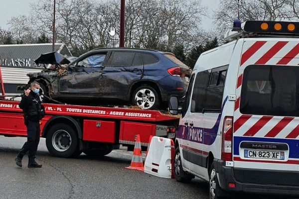 Côté D'une Voiture De La Police Française Ou Un Camion À L