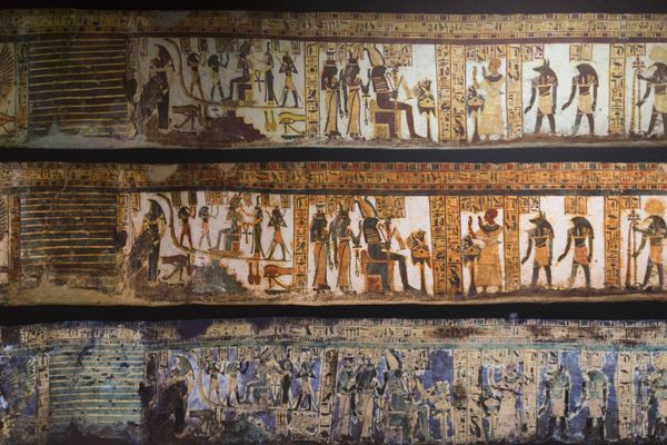 Avec ses milliers de papyrus, sa galerie des pharaons, ses momies et son impressionnante collection de plus de 40 000 pièces, le musée égyptien de Turin est l'un des 3 plus grands au monde