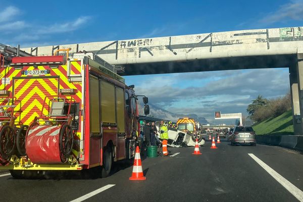 L'accident a eu lieu sur la rocade sud de Grenoble.