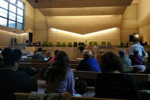 La salle d'audience des Assises de la Sarthe lors du procès Guittard