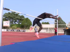 Le sauteur camerounais Yves-Noé Batifi Loumou espère faire un nouveau record personnel lors des Jeux paralympiques de Paris 2024.