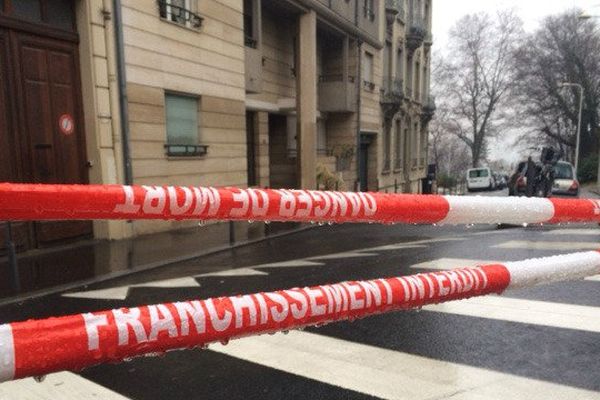 Tous les accès au secteur Giraud-Chartreux sont bloqués