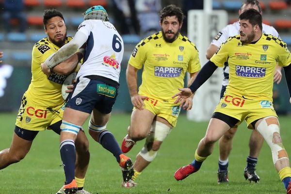 Les joueurs et le staff technique de l'ASM ont accepté des baisses de salaires de 15% en moyenne pour la saison 2020-2021