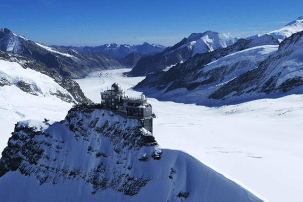 Le glacier d'Aletsch et son observatoire