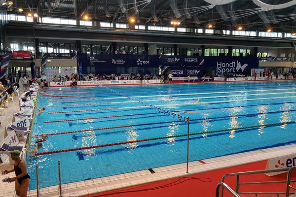 Les meilleurs nageurs handisport sont réunis à l'Aquapolis de Limoges pour décrocher leur place pour les Jeux paralympiques de Tokyo.