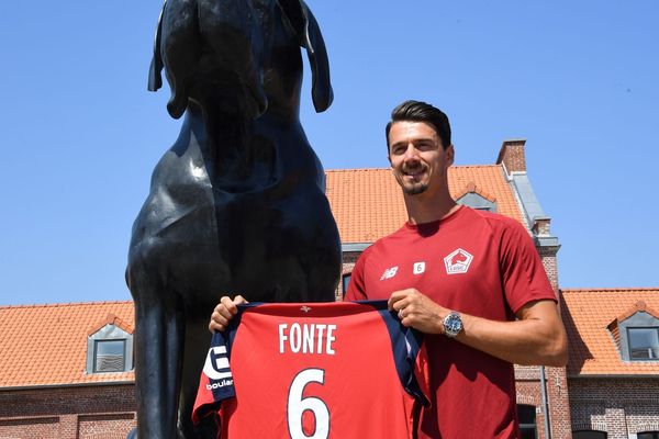 José Fonte, défenseur central portugais, est engagé avec le LOSC jusqu'en 2021.