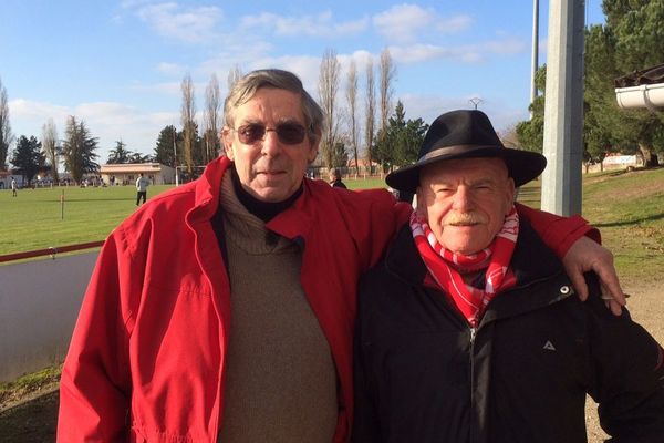 Jacky et Guy, les contrôleurs du Racing Club de Mussidan, deux des 40 bénévoles sans lesquels le RCM ne pourrait pas tenir...