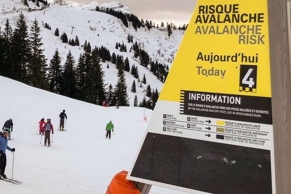 Pour ce dimanche 4 mars, le risque d'avalanches sera de 4 sur une échelle de 5 au-dessus de 2.200 mètres d'altitude en Haute-Savoie