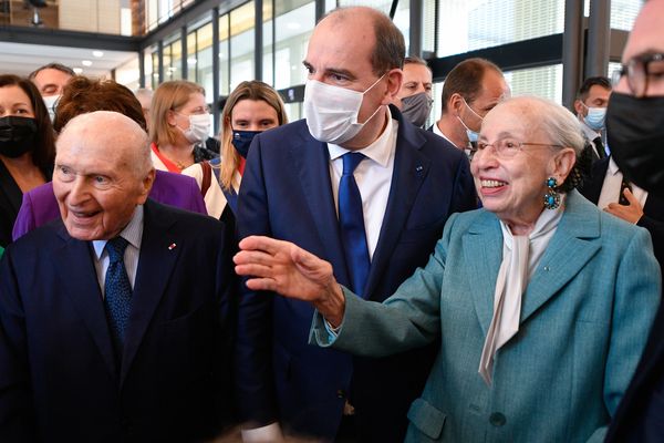 Martine et Léon Cligman, en compagnie du premier Ministre Jean Castex, ont fait don de leur collection d'œuvres d'art moderne à l'abbaye de Fontevraud