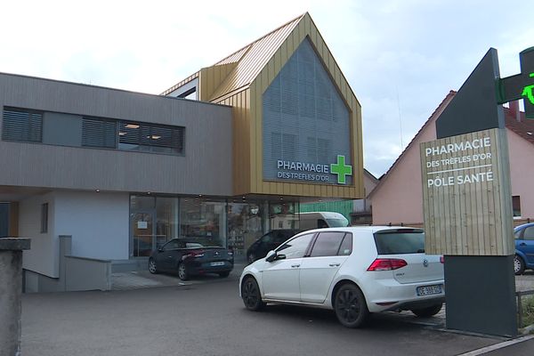 Ouverture d'une maison de santé communale à Hésingue,  la première du Haut-Rhin.