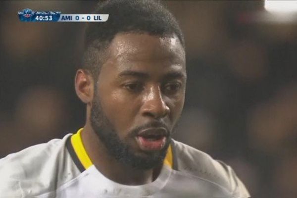 Tallo signe la victoire du LOSC face à Amiens sur un penalty à la 41e minute lors de ces 32e de finale de la Coupe de France 