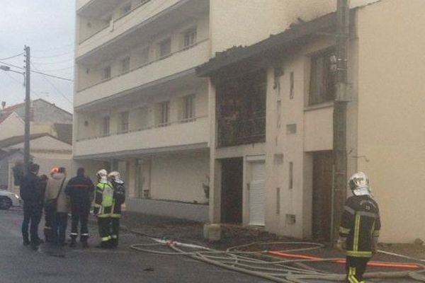 L'incendie s'est déclaré au petit matin à Bordeaux-Caudéran