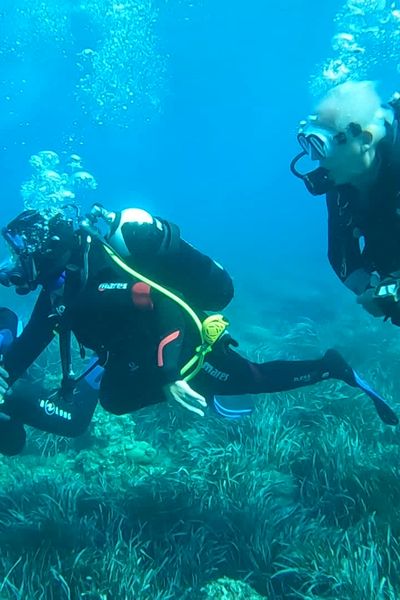 Pendant une semaine, 23 personnes en situation de handicap ont plongé au large d'Antibes.