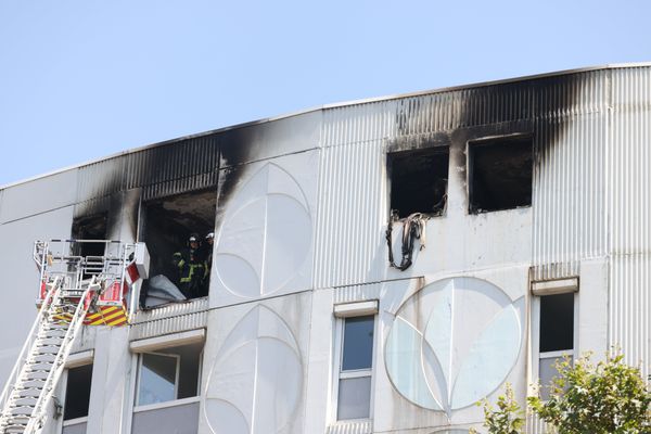 Un incendie s'est déclaré dans un immeuble de Nice dans le quartier des Moulins.