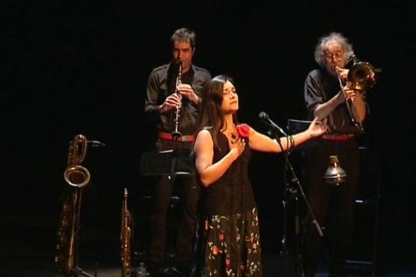 Franck Pilandon à la clarinette, Alain Gibert au trombone, Claudia Urrutia au chant