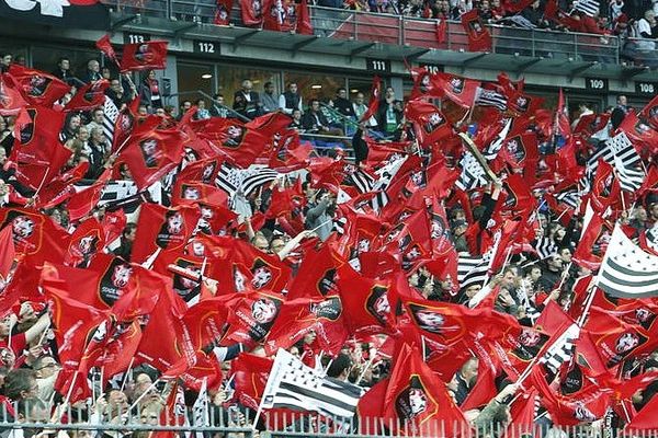 Drapeaux de supporters du Stade rennais