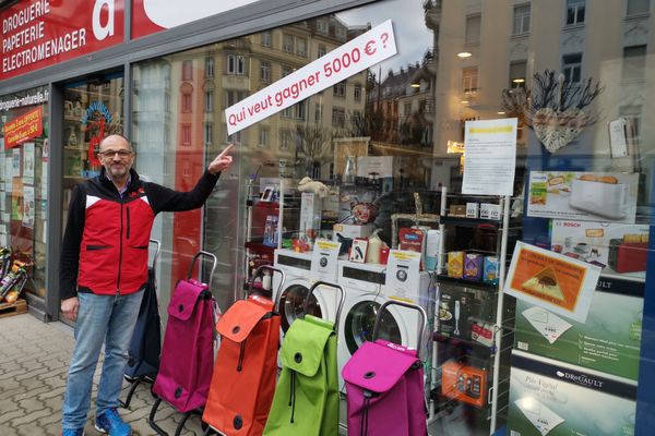 Jean-François Feldmann a trouvé repreneur grâce à 5000 euros qu'il a offert contre tout bon contact