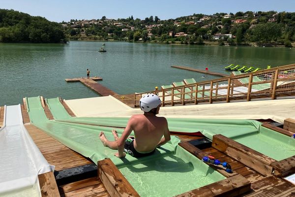 L'Aquaparc dans le Lauragais suscite la polémique.