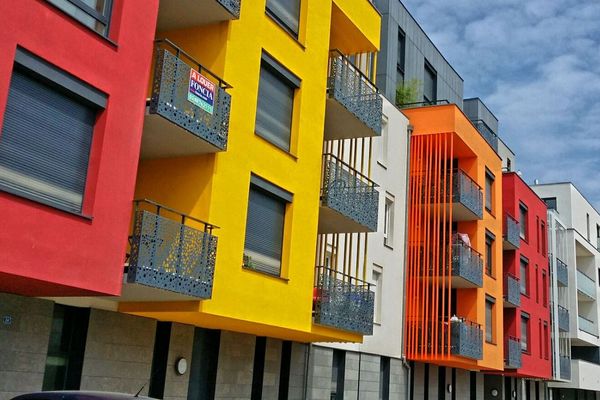 L'éco-quartier de Cronenbourg, à Strasbourg, s'illustre par ses murs colorés.