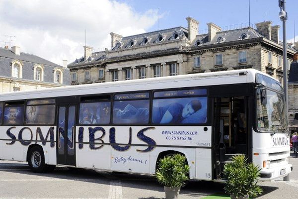 le "bus-sommeil"place de la victoire à Bordeaux