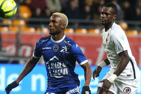 Malheureux pendant une bonne partie du match, Adama Niane a fini par faire craquer la défense messine en fin de match.