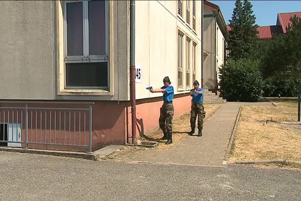 Gendarmes réservistes à l'entraînement