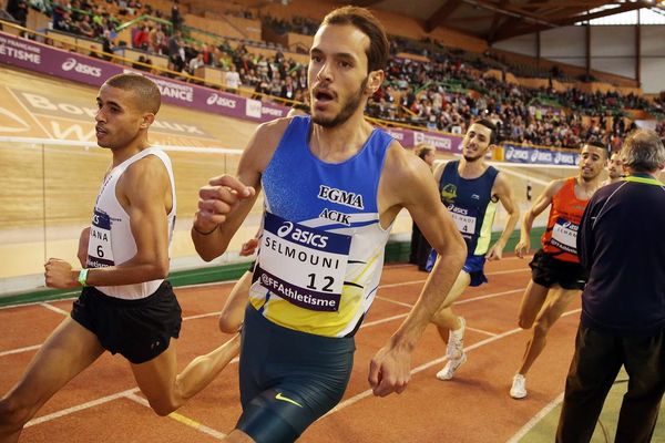 Sofiane Selmouni sur 1500 mètres le 19 Février 2017 au vélodrome de Bordeaux lors des championnats de France d'athlétisme en salle