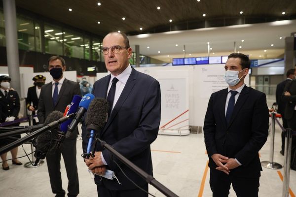 Le Premier ministre Jean Castex lors d'un point presse à l'aéroport de Roissy, le vendredi 24 juillet