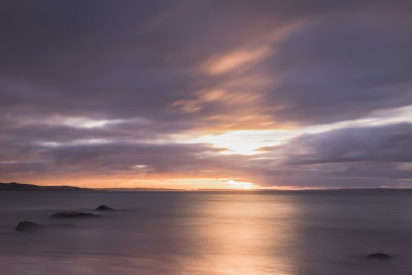 Lever de soleil sur la plage du Trez Hir, Plougonvelin