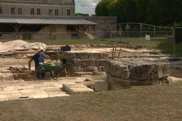 Les fouilles archéologiques réalisées sur le site de l'abbaye Saint-Médard de Soissons 