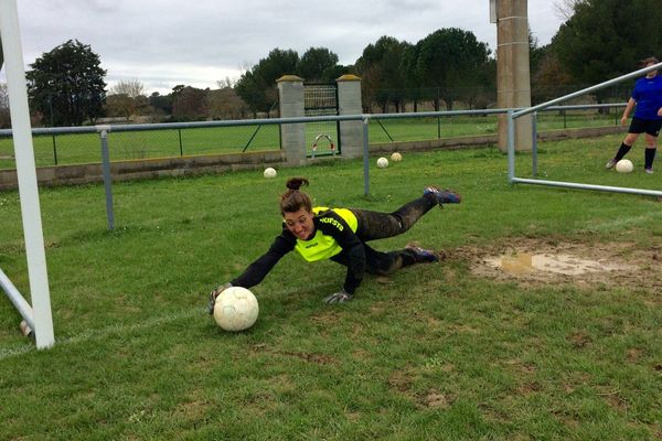 L'Etoile Sportive Malvoise, à Malves en Minervois est l'un des rares club de foot en France à être dirigé par des femmes - 8 mars 2017