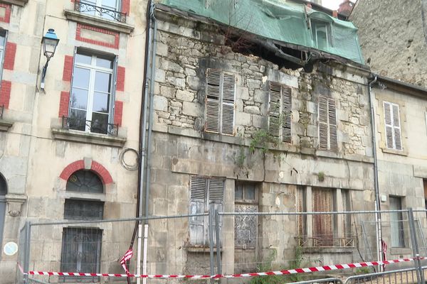 En 23 ans cette maison n'a jamais été rénovée.