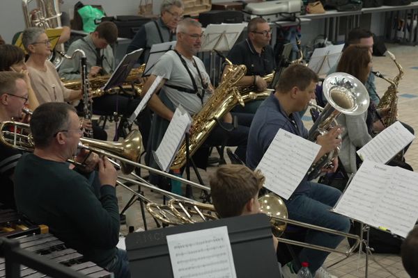 L'harmonie musicale  Avenir musical des cheminots de Longueau fête ses 120 ans.