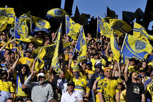 Dimanche 1er avril, l’ASM Clermont Auvergne recevra, au stade Marcel-Michelin, le Racing pour le quart de finale de la Champions Cup. En cas de victoire, C’est à Saint-Etienne ou à Nice que les Jaune et Bleu disputeront la demi-finale.